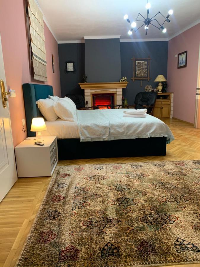Belux Hotel Tiranë Eksteriør bilde