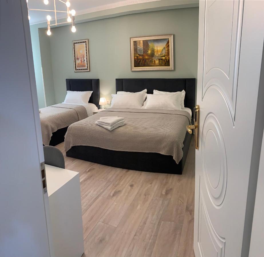 Belux Hotel Tiranë Eksteriør bilde