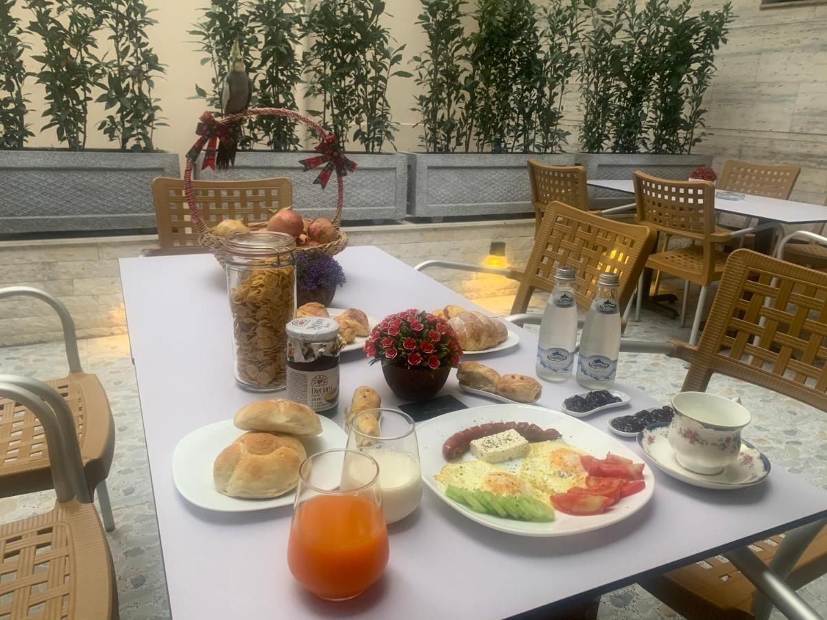 Belux Hotel Tiranë Eksteriør bilde