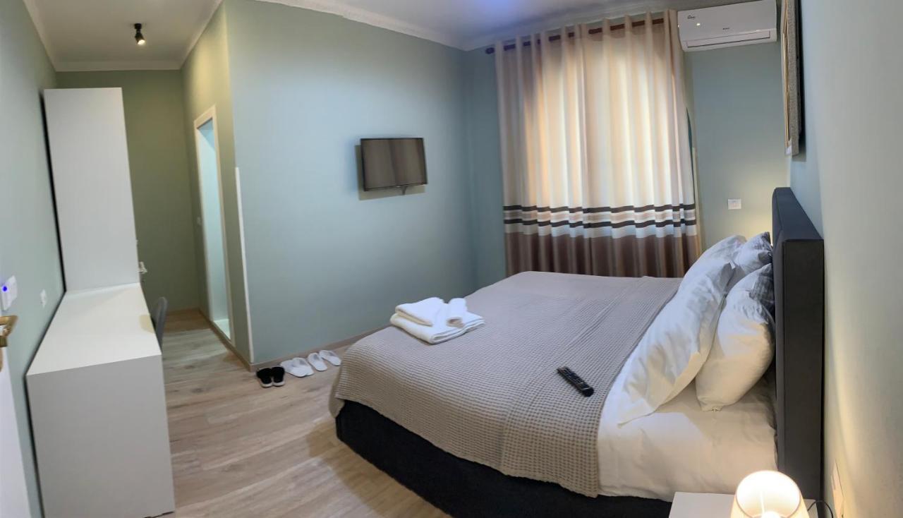 Belux Hotel Tiranë Eksteriør bilde